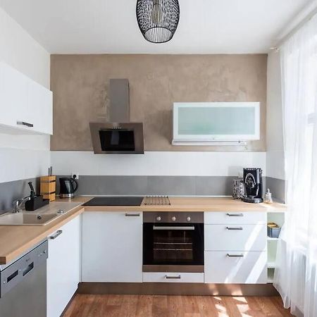 2 Bedrooms Apt Near Wenceslas Sq Praha Eksteriør bilde